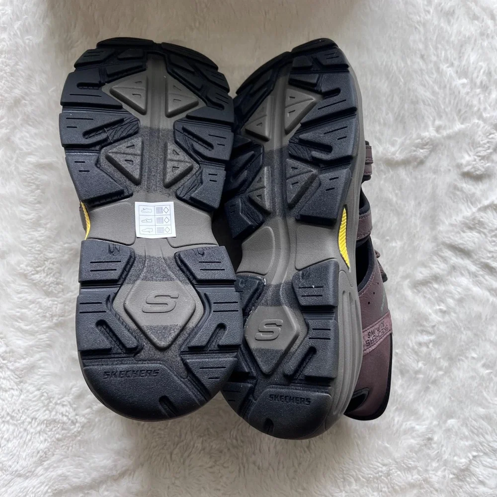 Skechers hands free